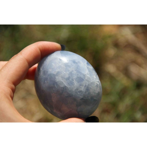 Calcite Bleue polie de 138 grammes