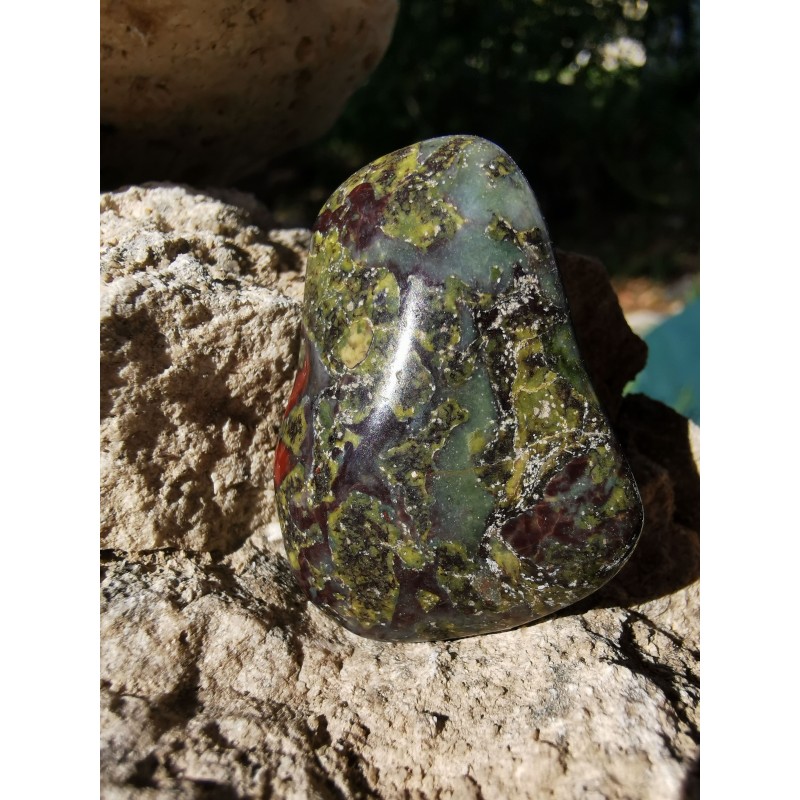 Pierre du Dragon - Pierre polie 16.7 gr Pierre du Dragon - Pierre polie 16.7 gr