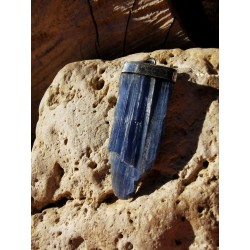 Cyanite - Pendentif 8.3 gr
