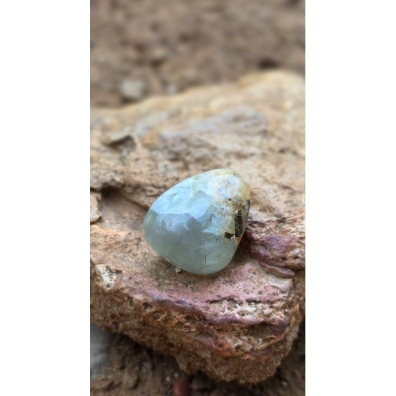 Préhnite - Polie 15 Gr Préhnite - Polie 15 Gr